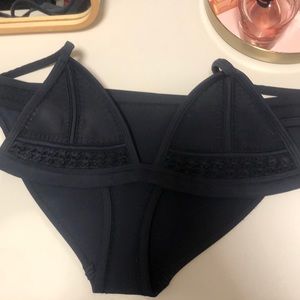 TRIANGL Bikini Set